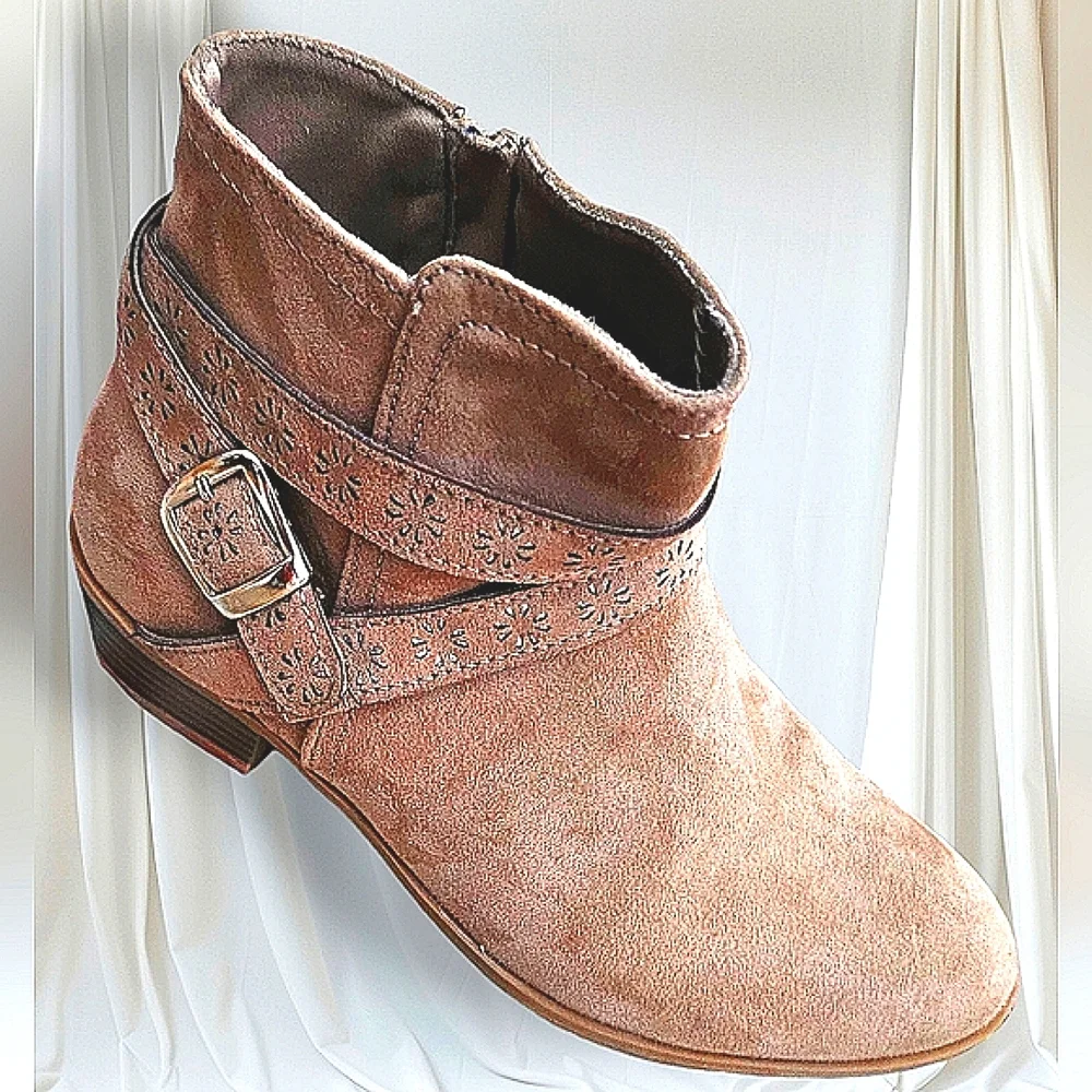 Like New Girls Sz4 Suede Ankle Boots ZipUp Adjst Wrap Strap w Cute Starbursts
